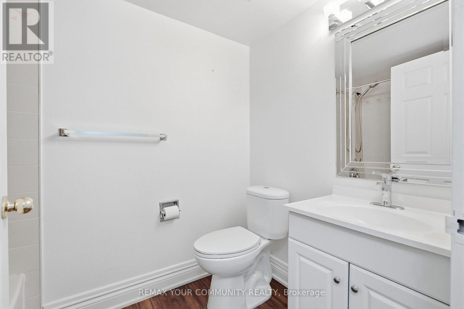 402 - 20 Harding Boulevard Property Photo 24