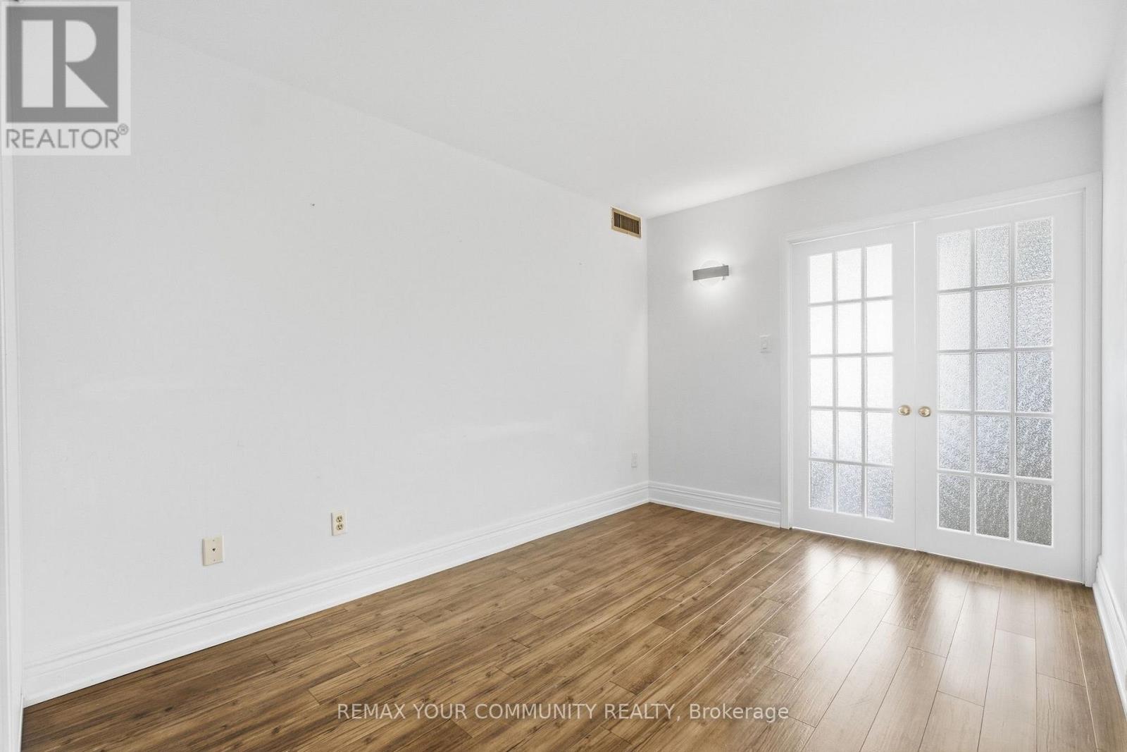 402 - 20 Harding Boulevard Property Photo 27
