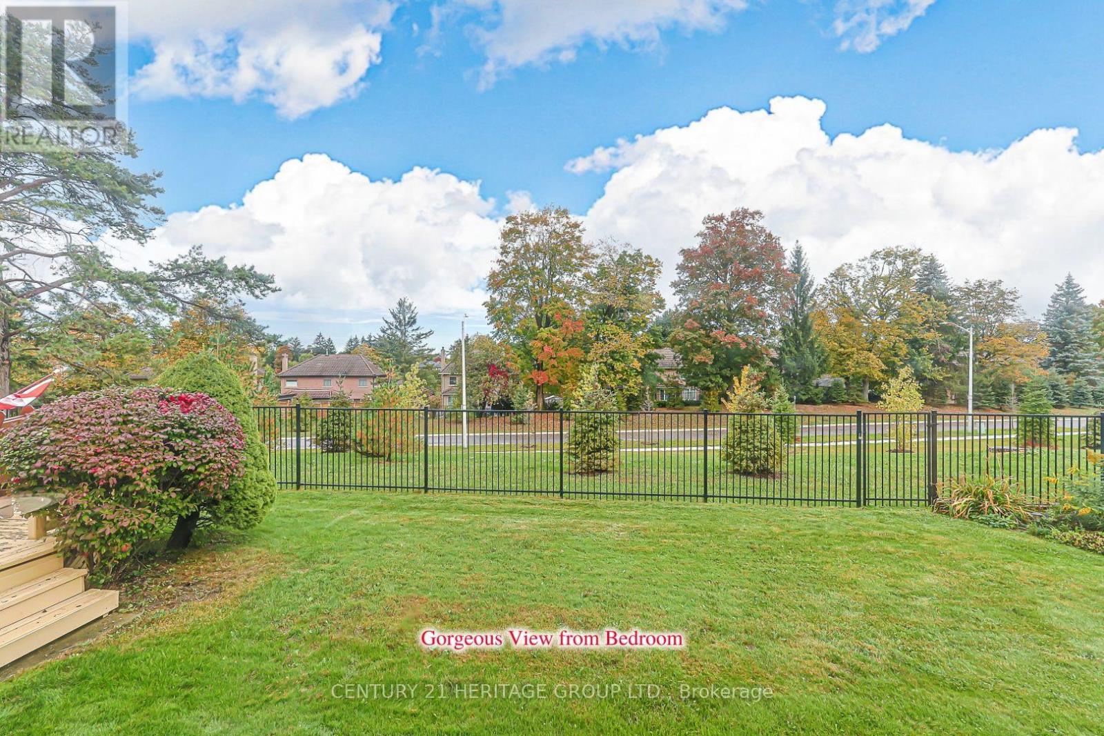 20 Simmons Crescent Property Photo 15