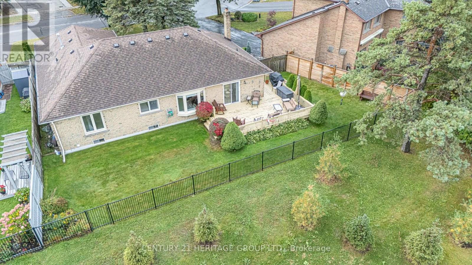 20 Simmons Crescent Property Photo 21