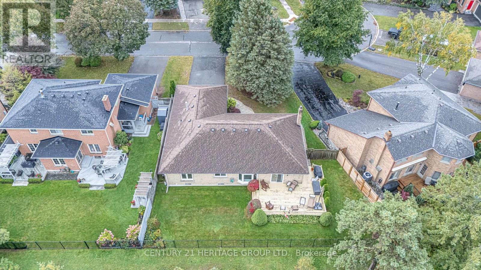 20 Simmons Crescent Property Photo 22