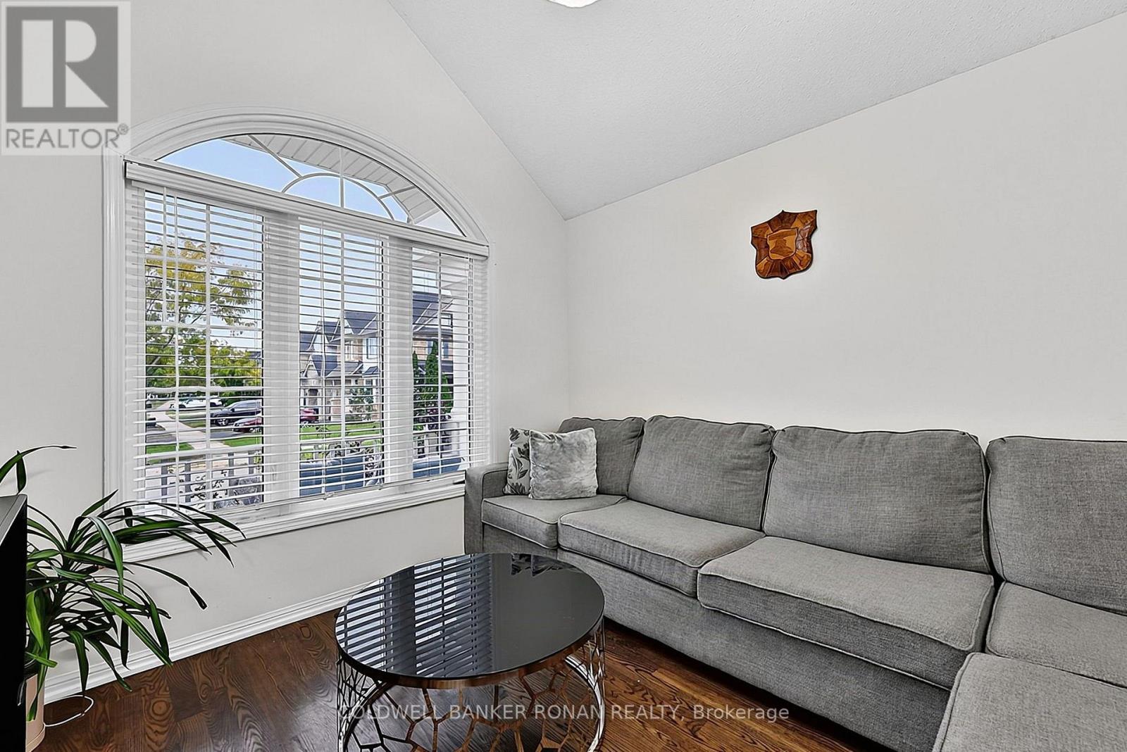 76 John W Taylor Avenue Property Photo 6
