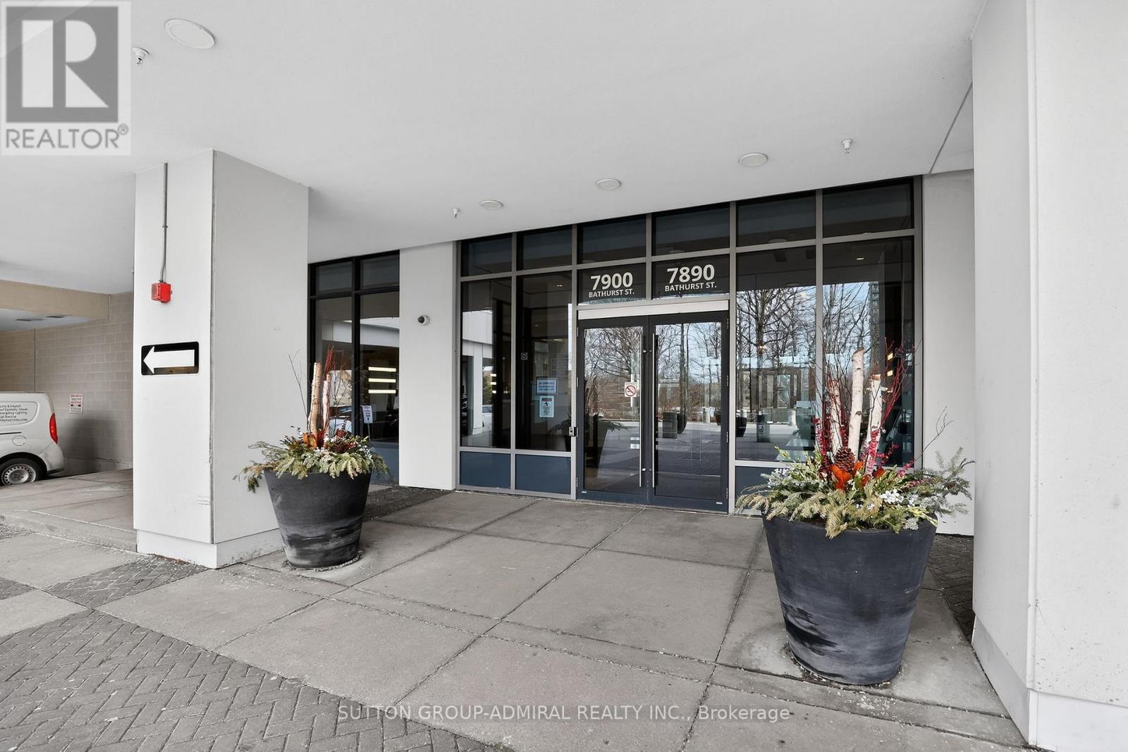 316 - 7900 Bathurst Street Property Photo 3