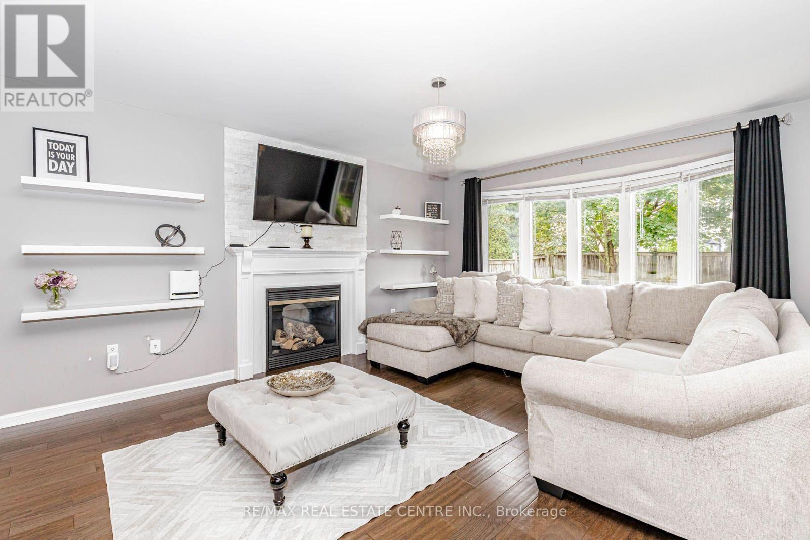 12 Dunning Drive Property Photo 8