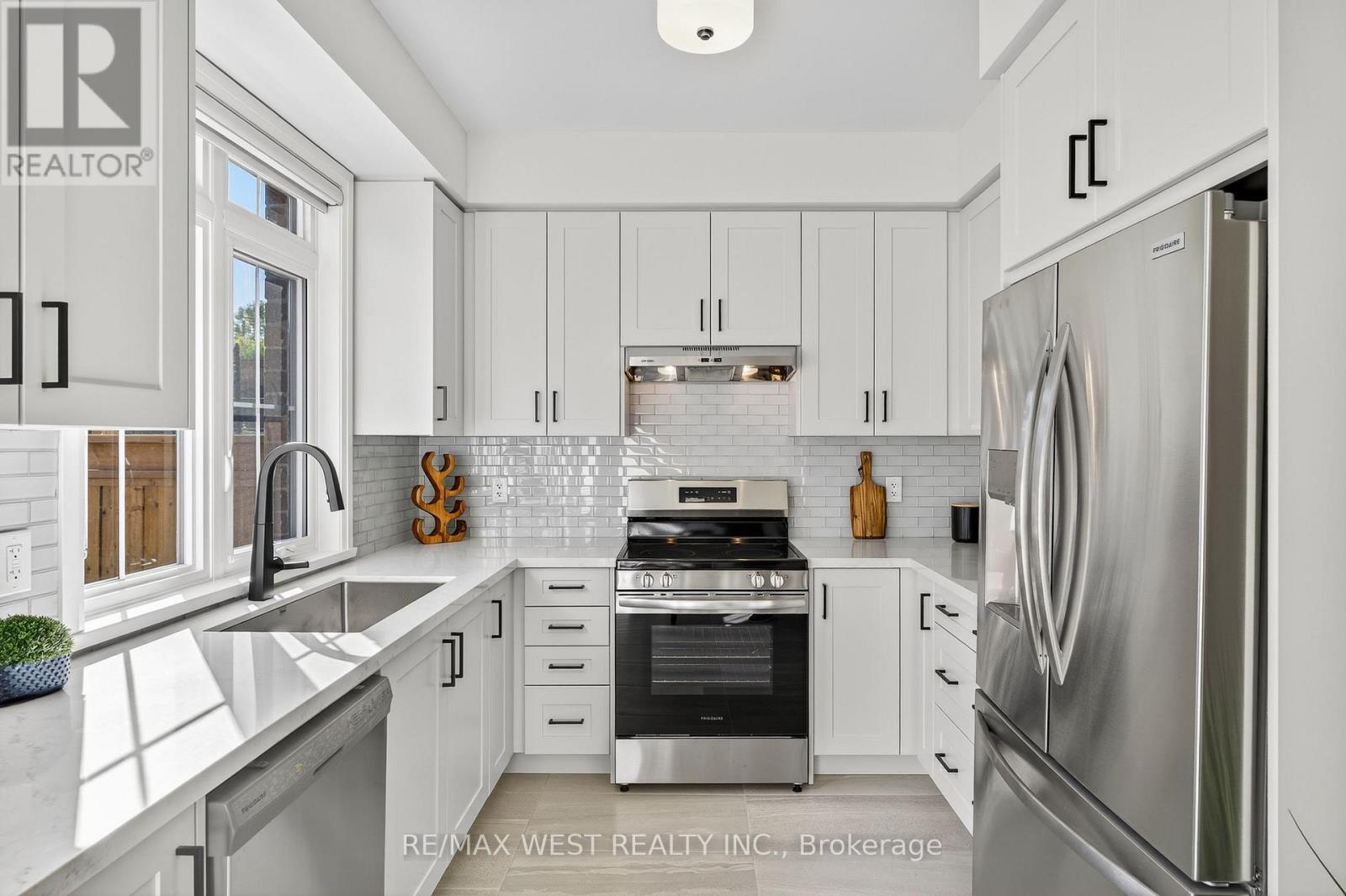 5 John Carter Way Property Photo 2