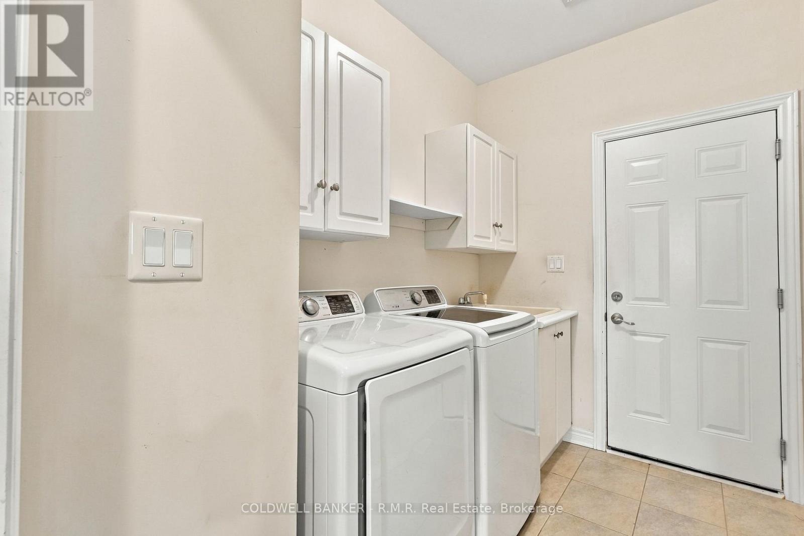 3 Pollock Avenue Property Photo 25