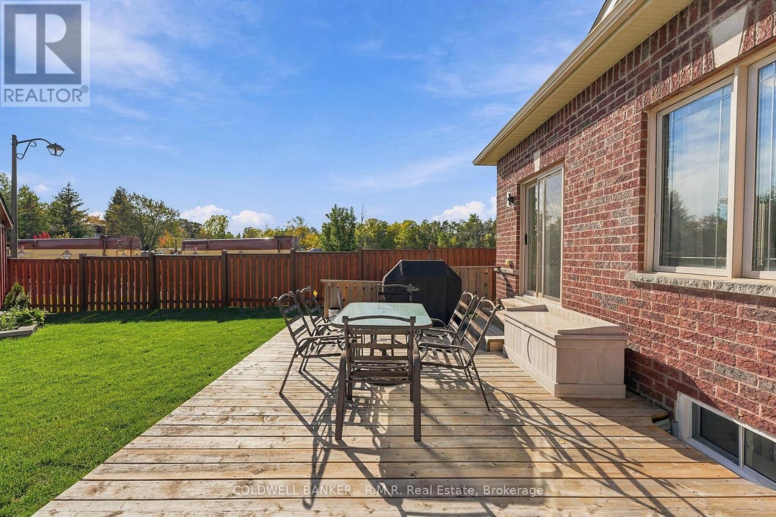 3 Pollock Avenue Property Photo 40
