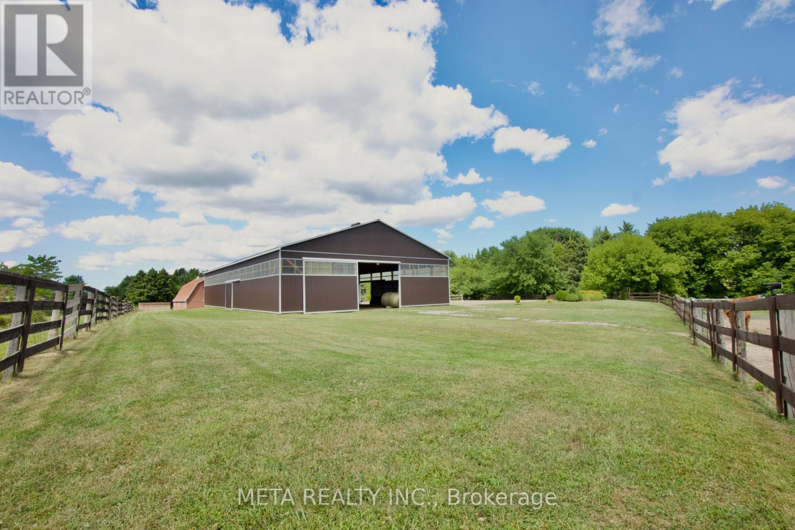 5653 7th Line Property Photo 14