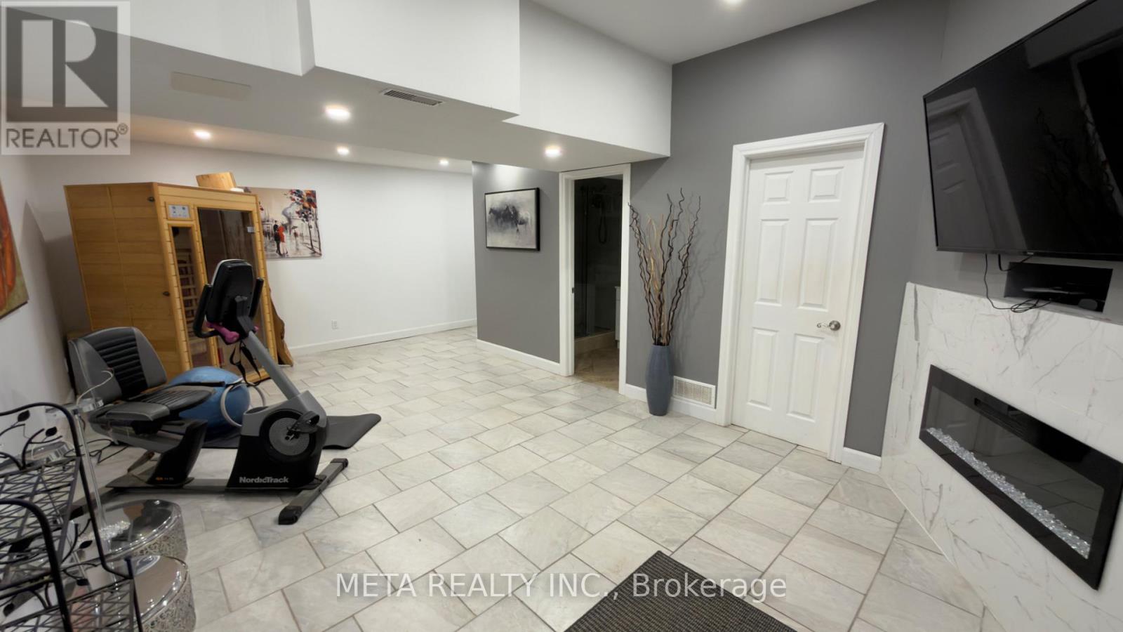 5653 7th Line Property Photo 39