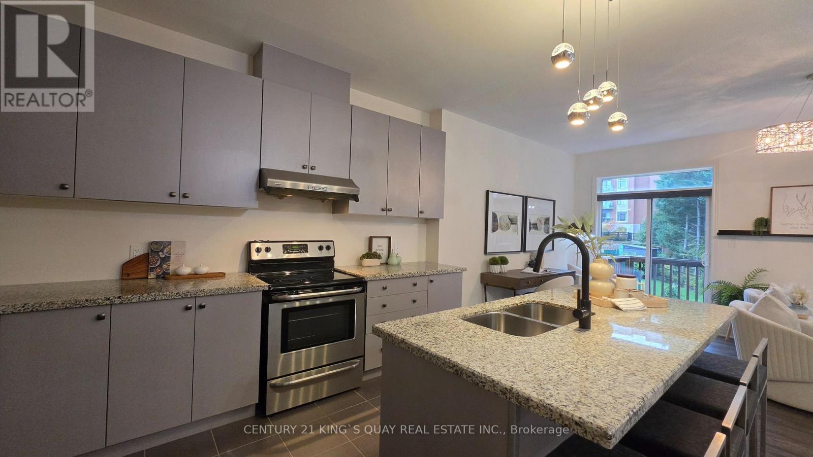 360 William Graham Drive Property Photo 5