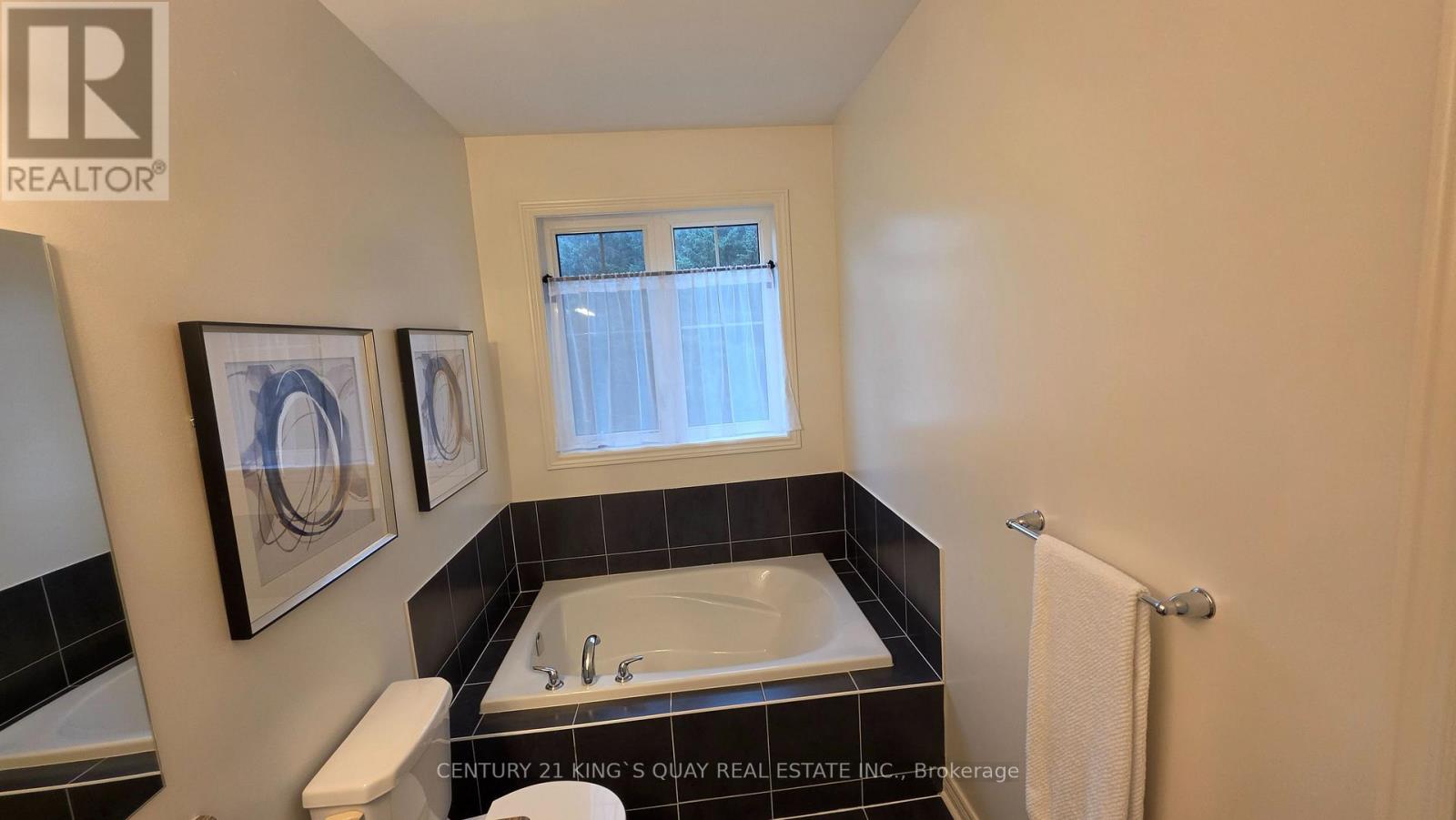 360 William Graham Drive Property Photo 19