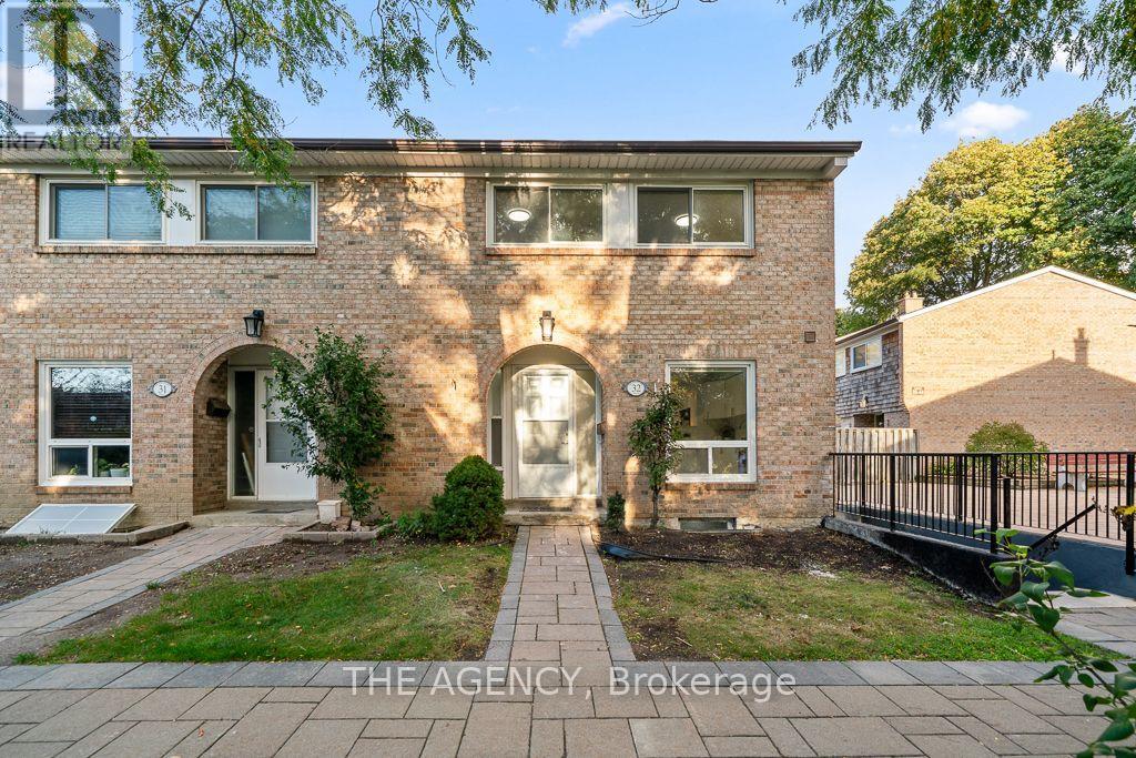 32 - 1 Wootten Way S Property Photo 1