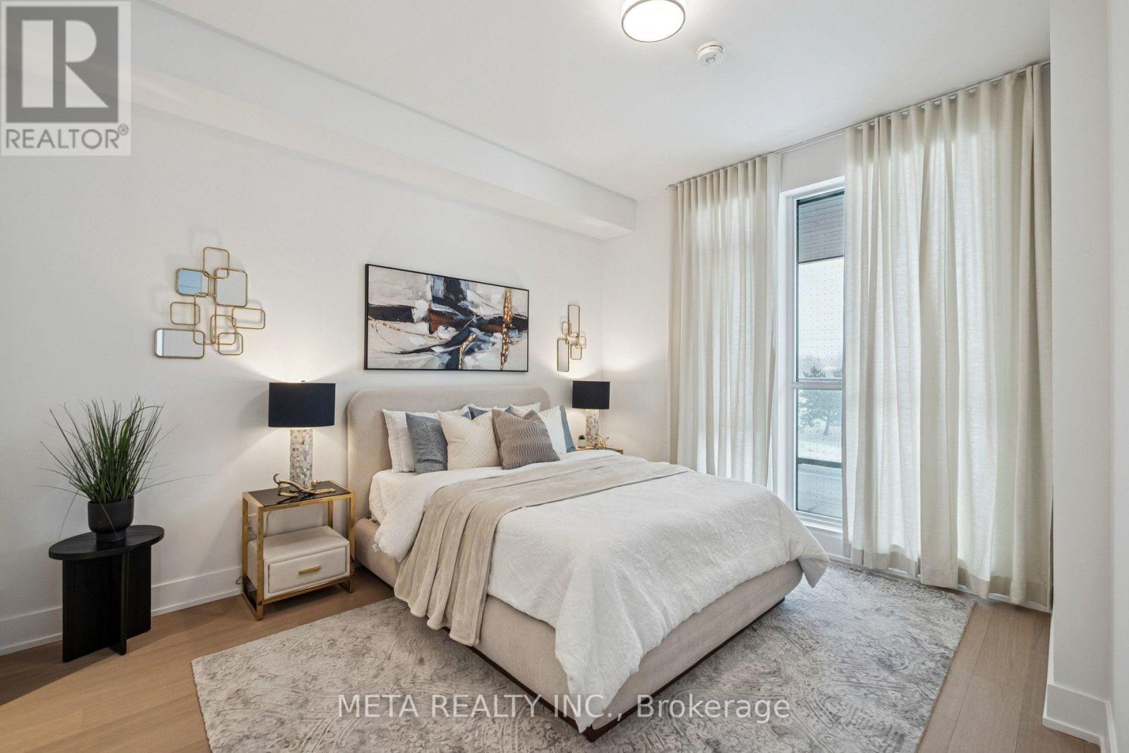 315 - 399 Royal Orchard Boulevard Property Photo 7