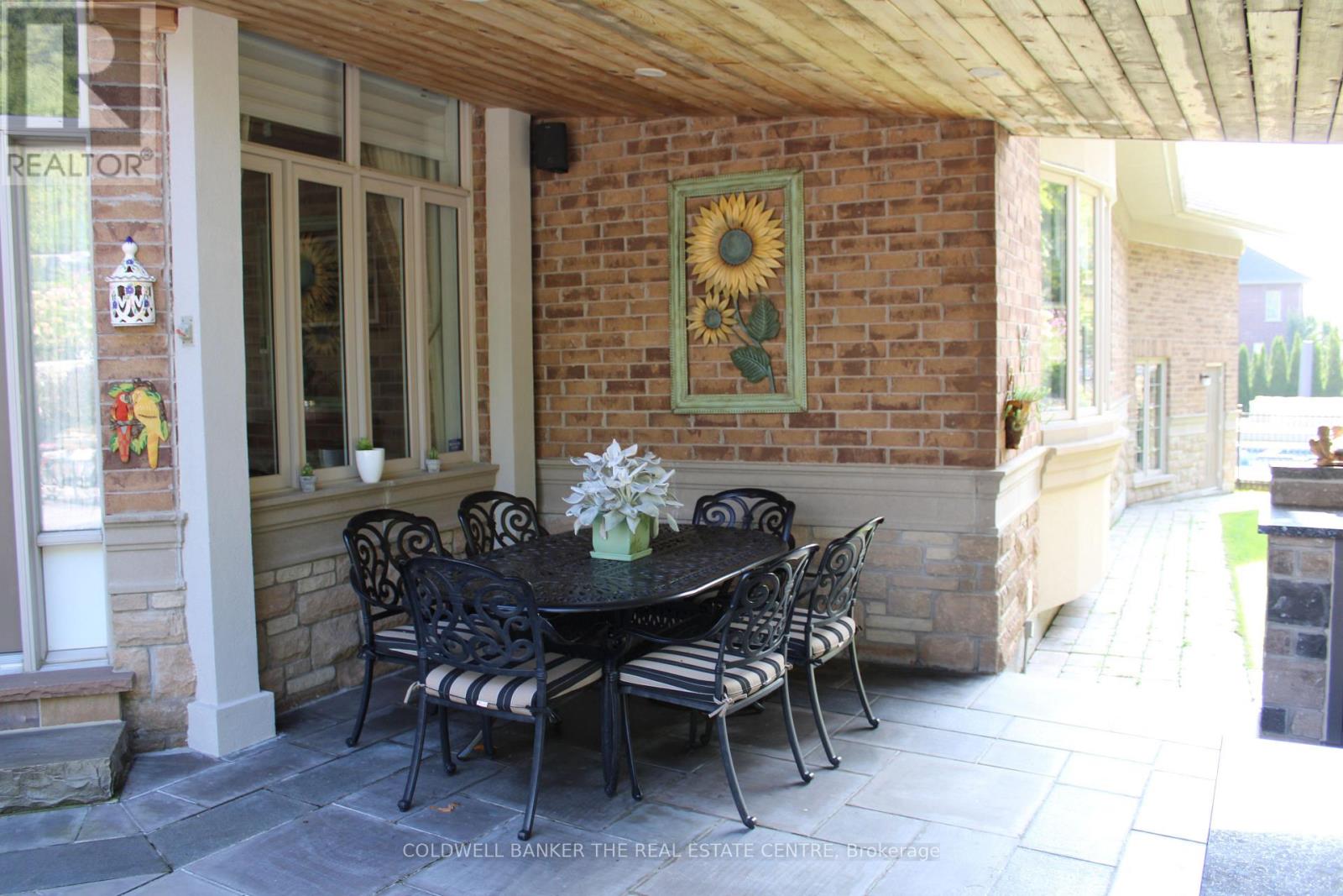 20 Aubrietia Court Property Photo 3