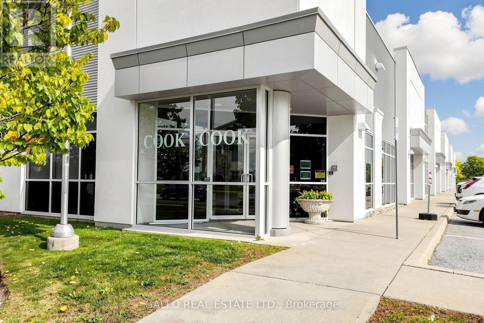 165 Mostar Street Property Photo 2