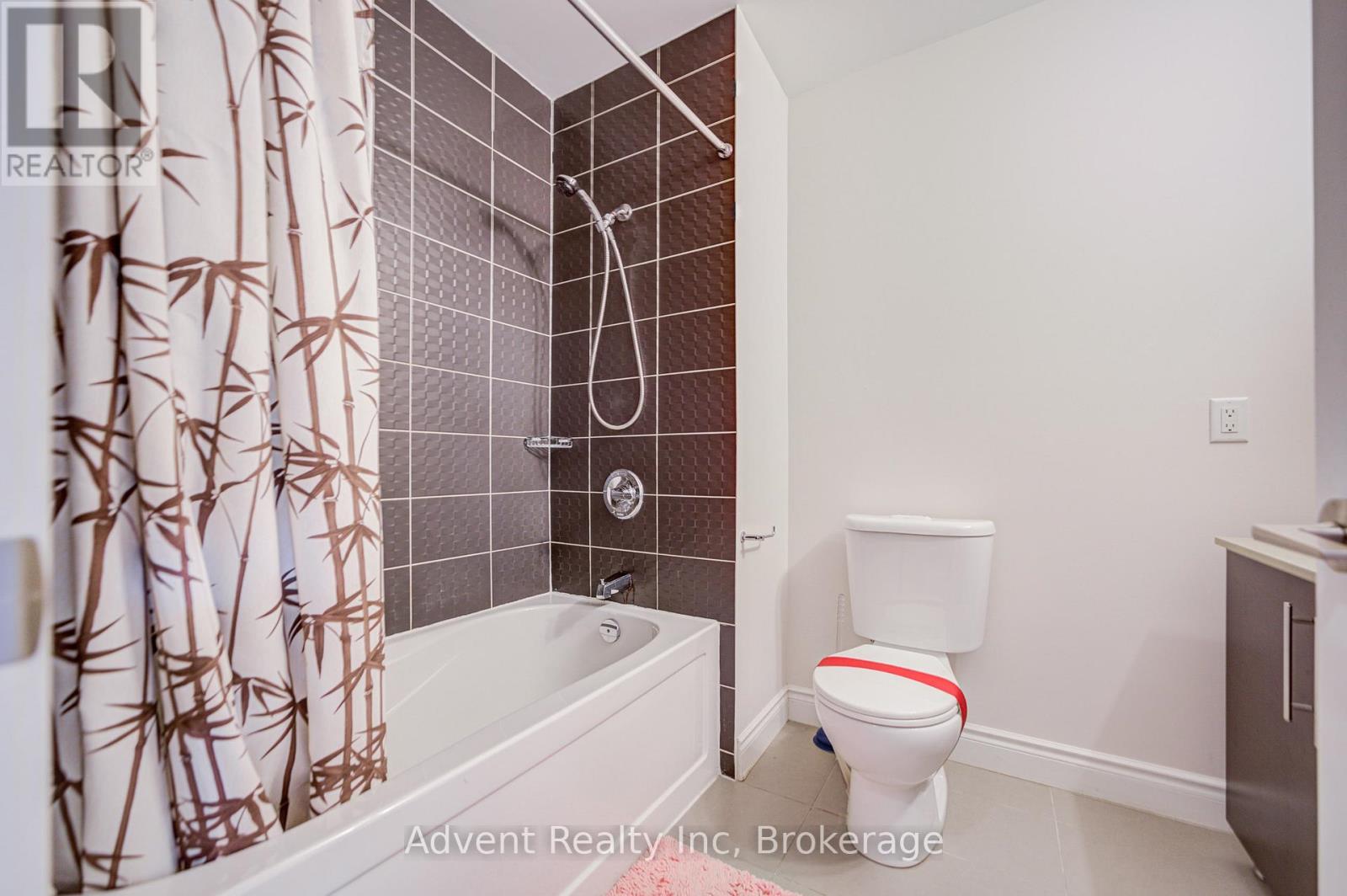 249 South Park Road Property Photo 9
