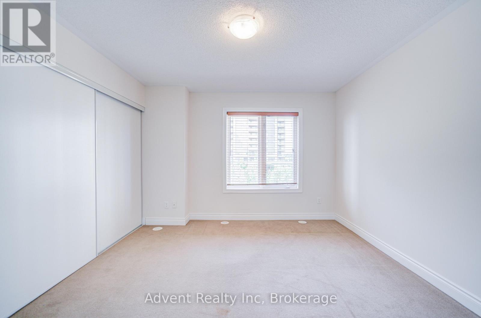 249 South Park Road Property Photo 33
