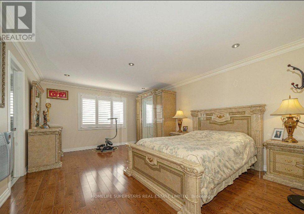 47 Davos Road W Property Photo 7
