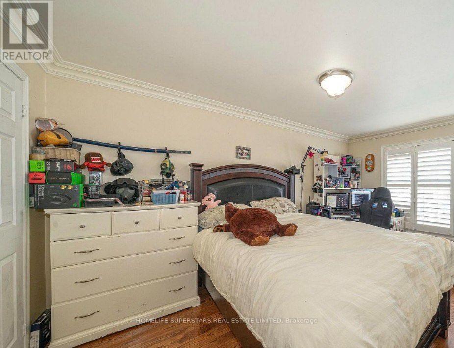 47 Davos Road W Property Photo 10