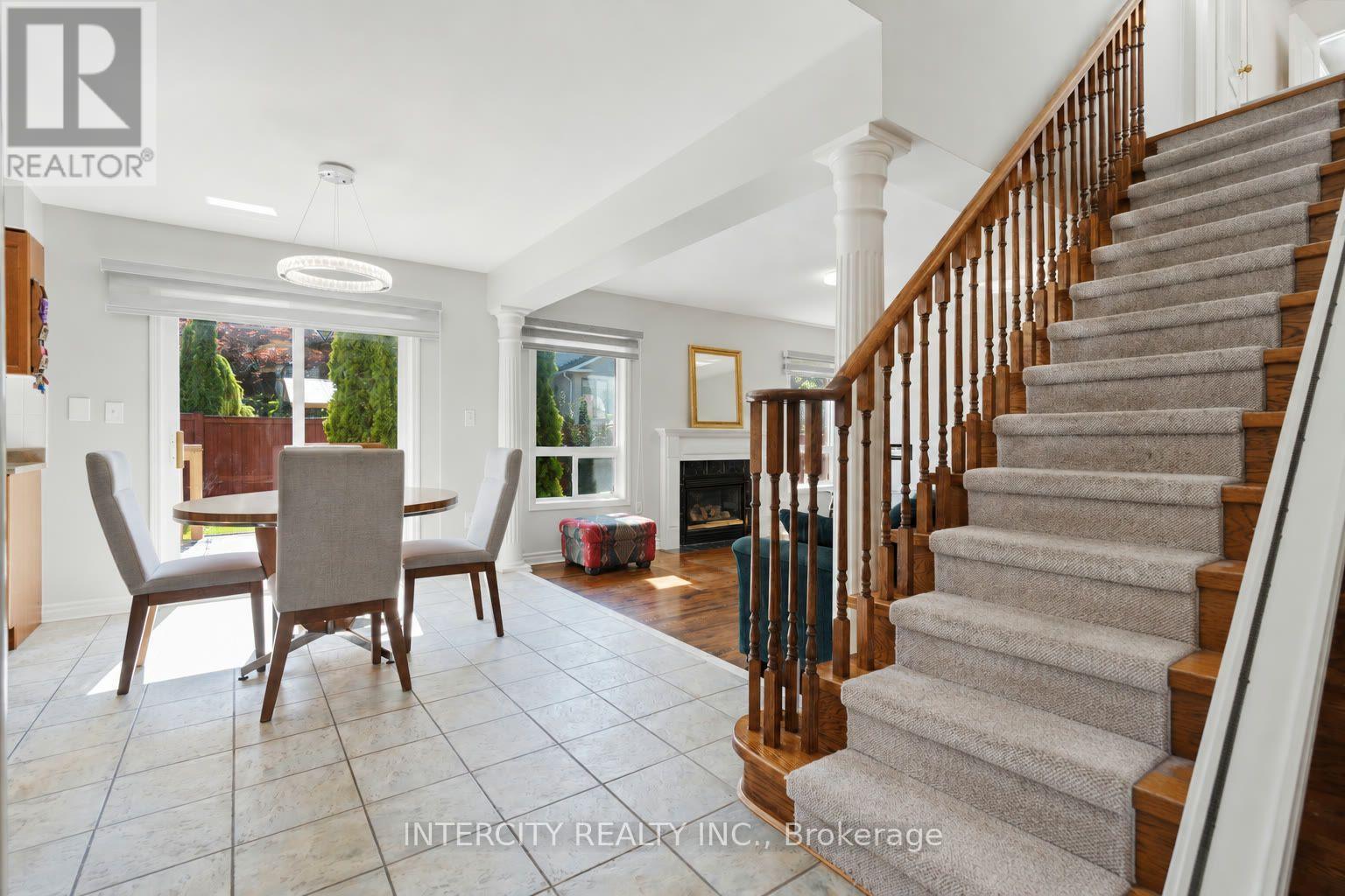 93 Chalone Crescent Property Photo 10