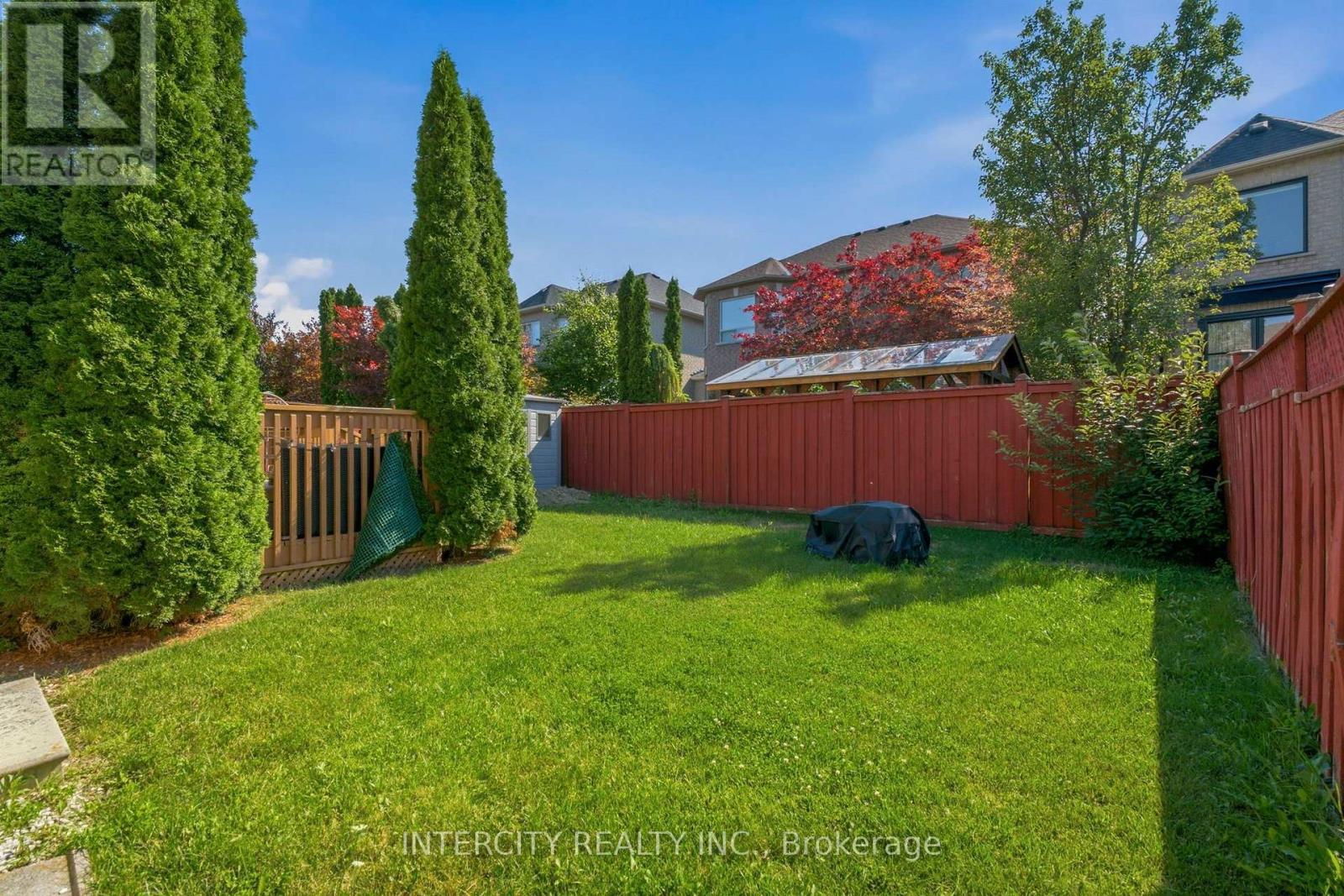 93 Chalone Crescent Property Photo 30