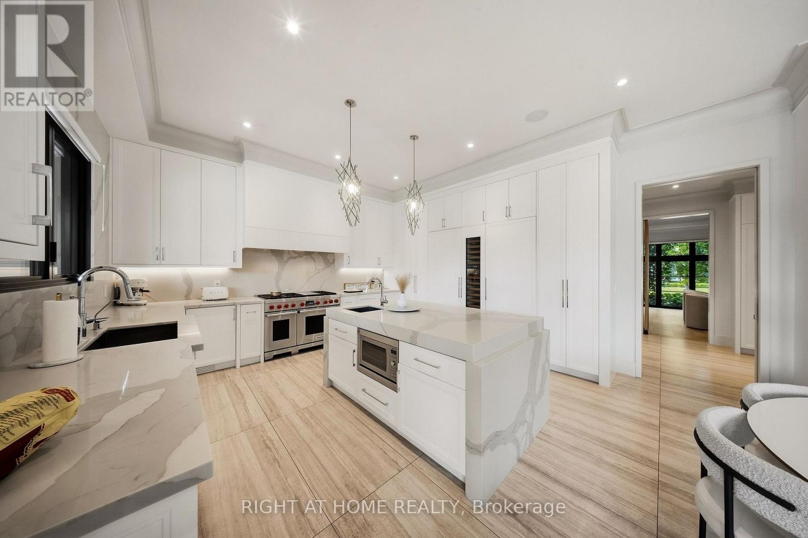 125 Clearview Heights Property Photo 15