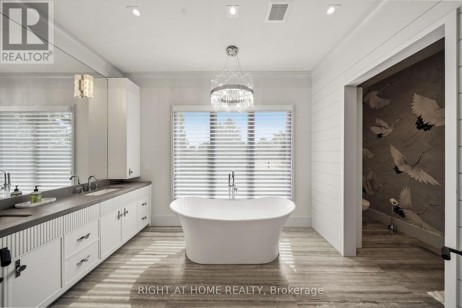 125 Clearview Heights Property Photo 24