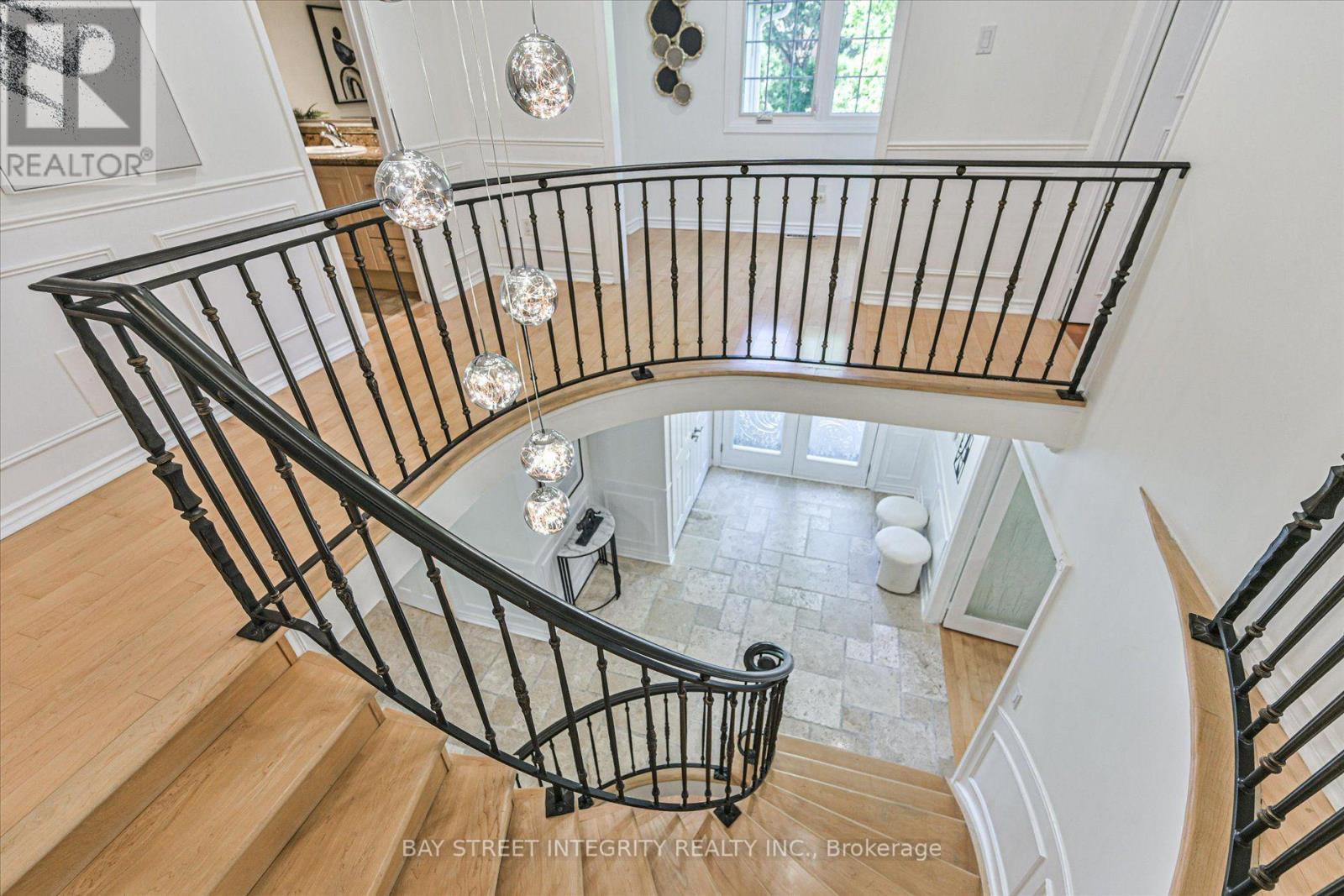 151 Old Surrey Lane Property Photo 21