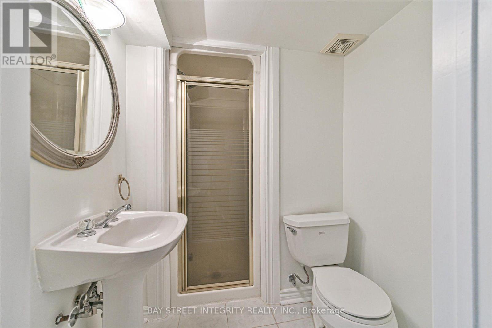 151 Old Surrey Lane Property Photo 39
