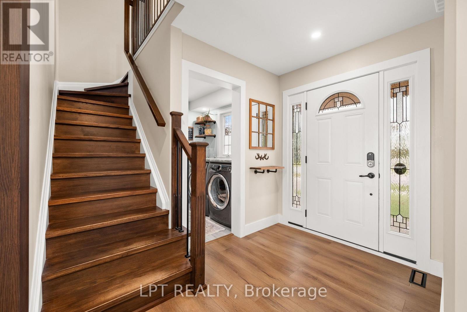 2730 Dempster Avenue Property Photo 14
