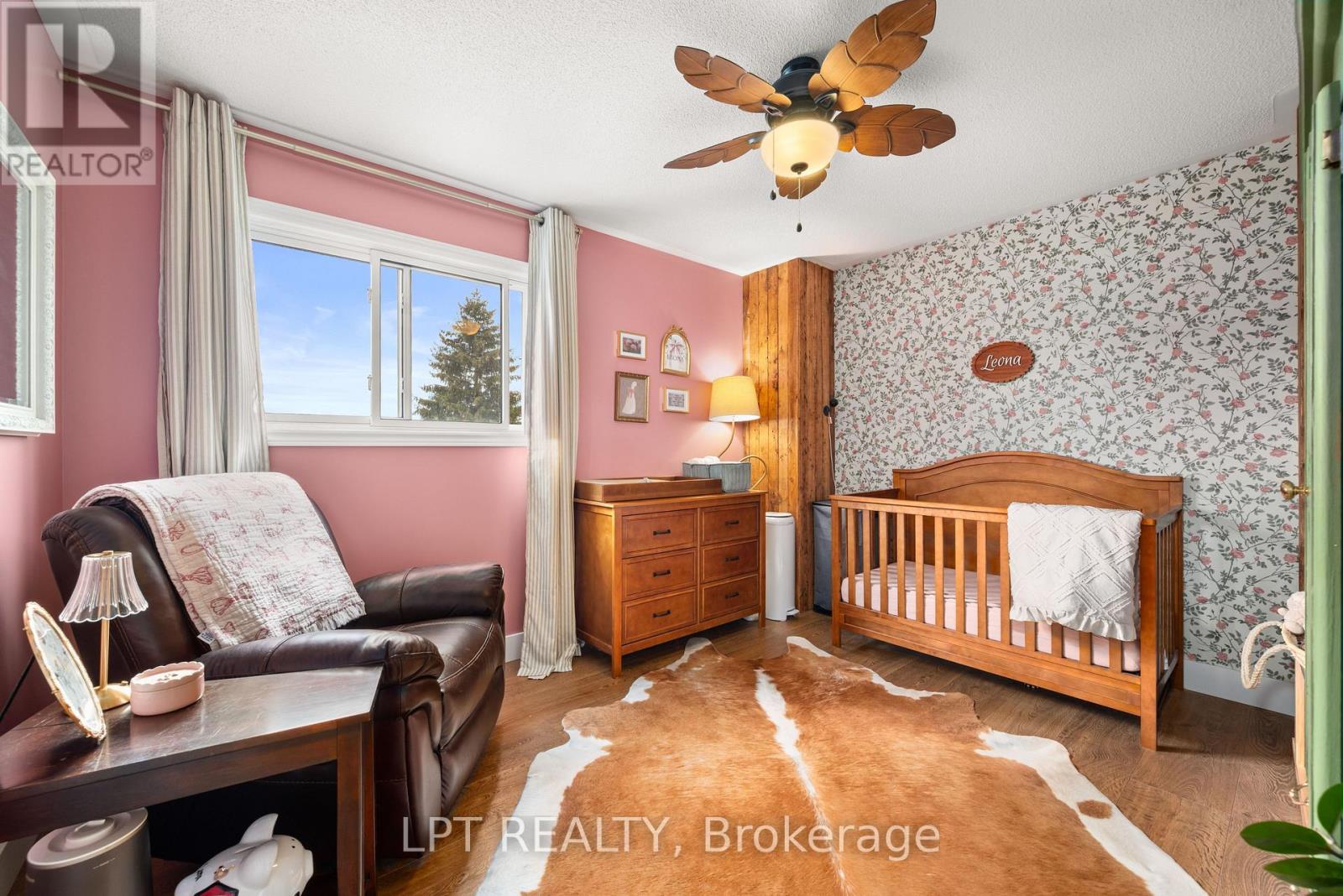 2730 Dempster Avenue Property Photo 16