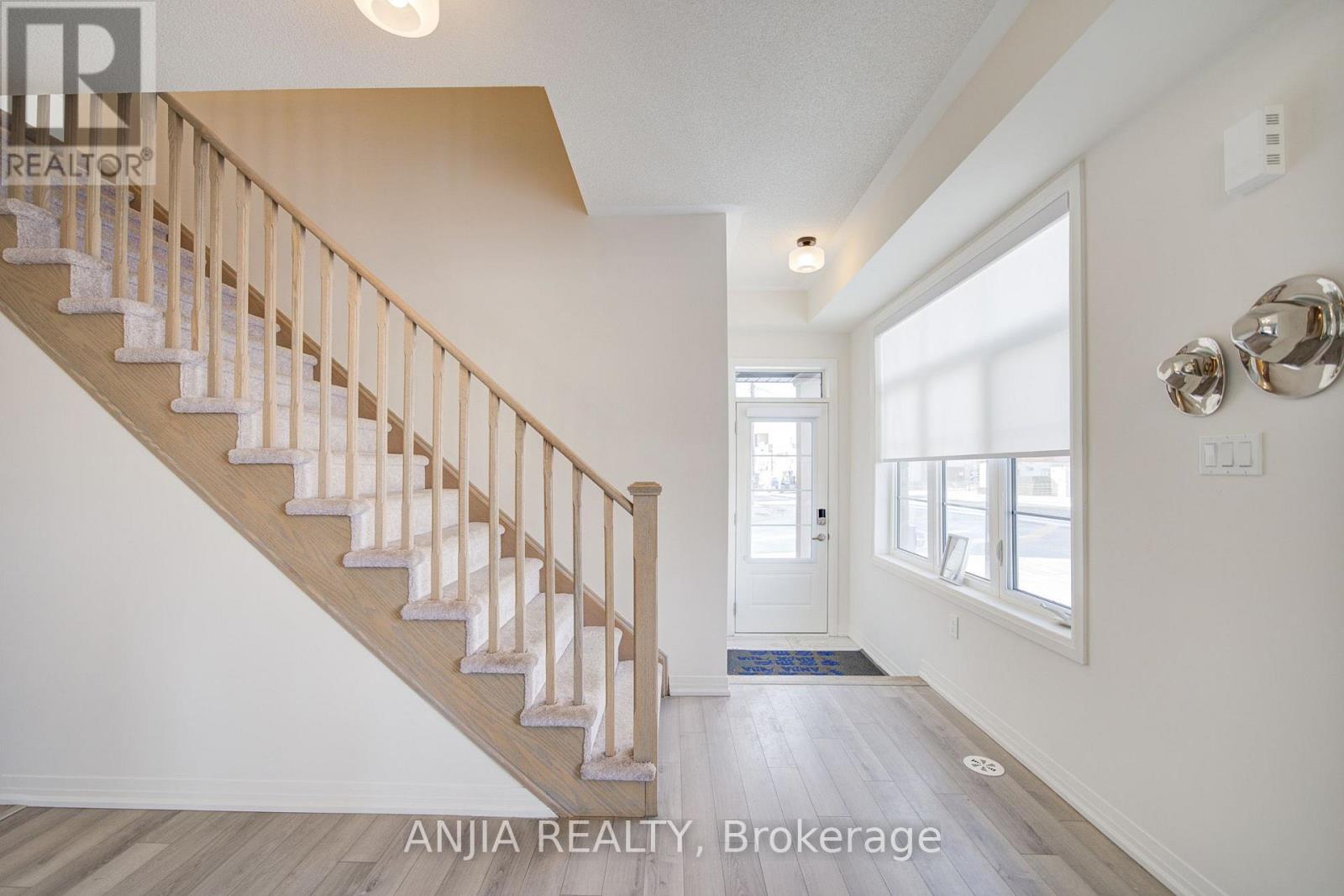 111 Carneros Way Property Photo 3