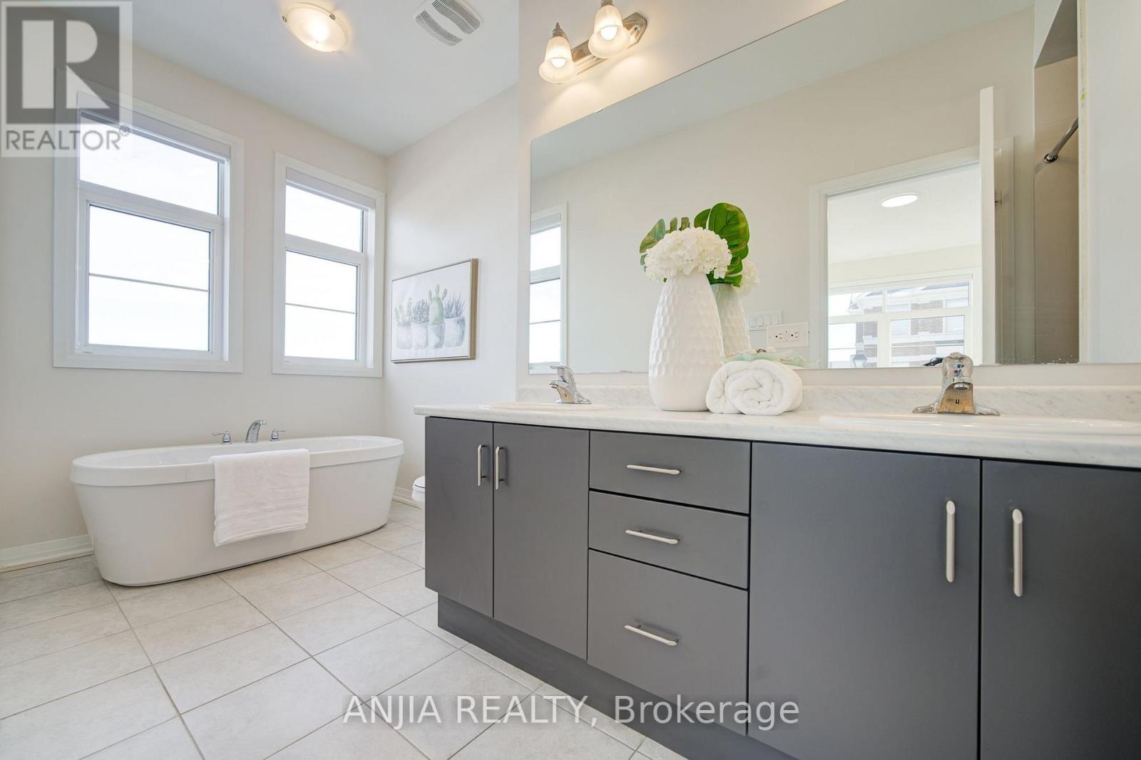 111 Carneros Way Property Photo 26