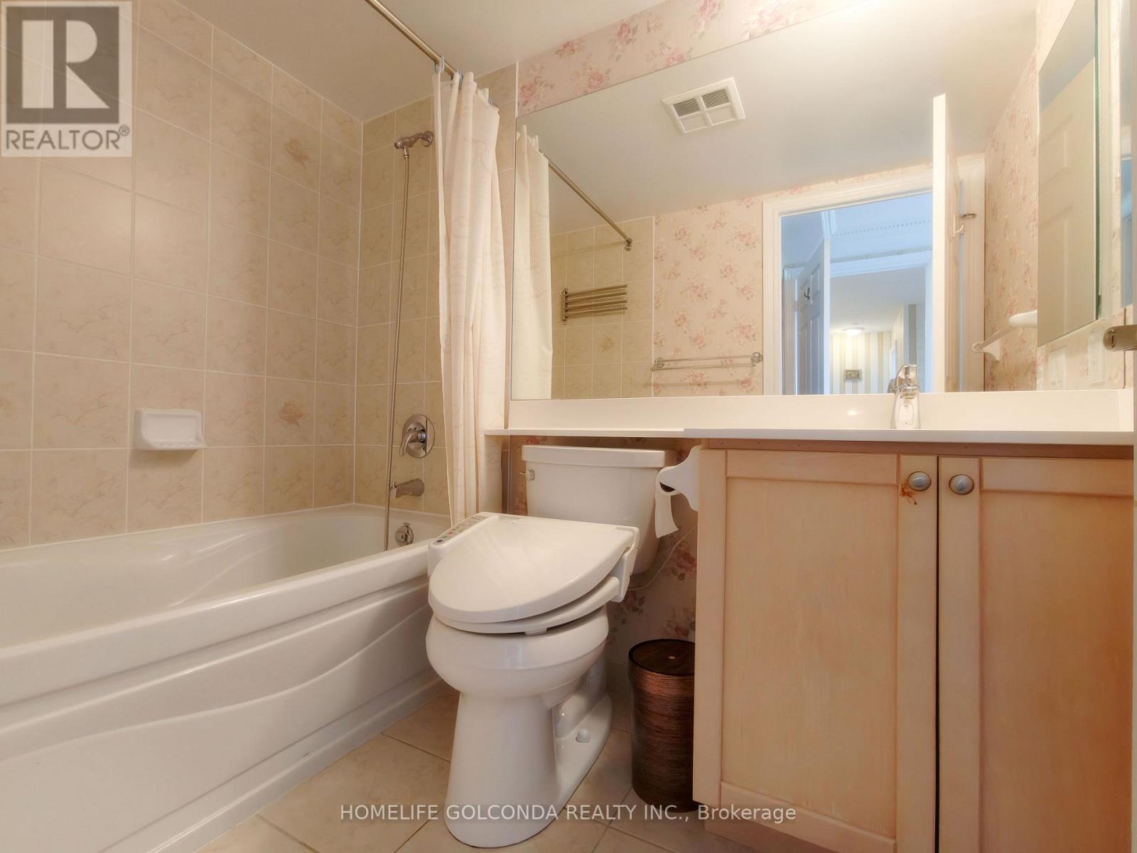 720 - 33 Cox Boulevard Property Photo 12