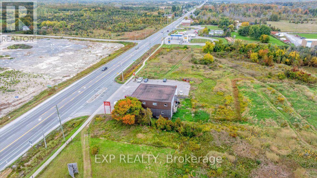 28408 Highway 48 Road Property Photo 10