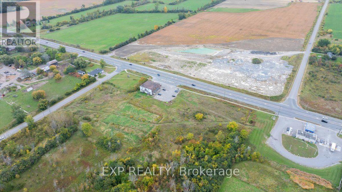 28408 Highway 48 Road Property Photo 12