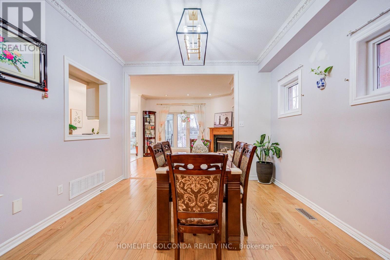 25 Eastpine Drive Property Photo 6