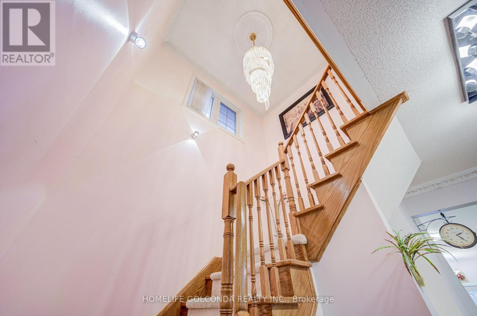25 Eastpine Drive Property Photo 19