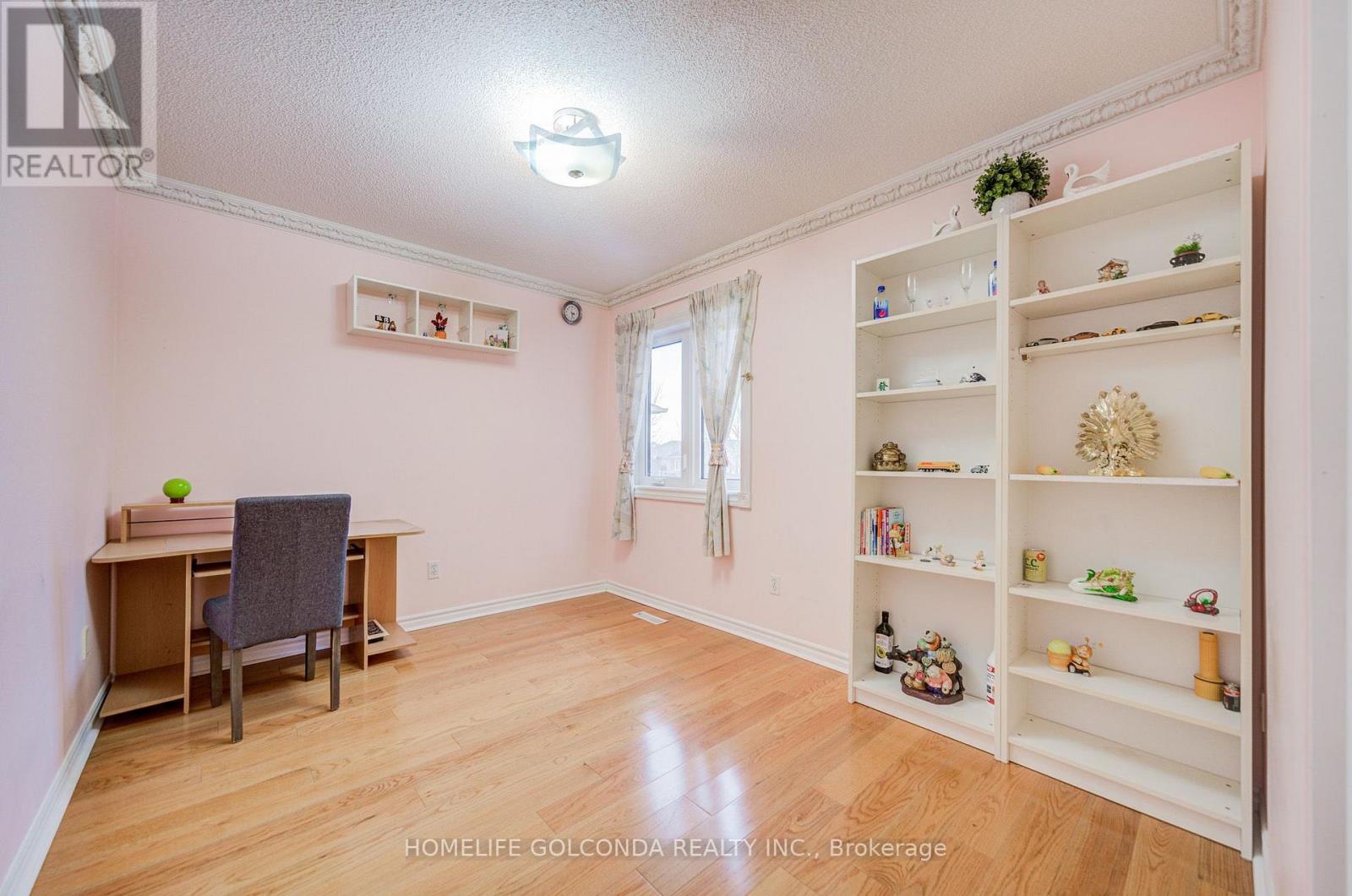 25 Eastpine Drive Property Photo 28