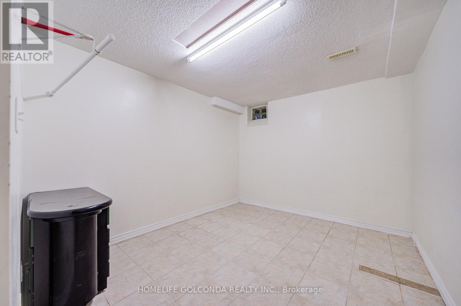 25 Eastpine Drive Property Photo 37