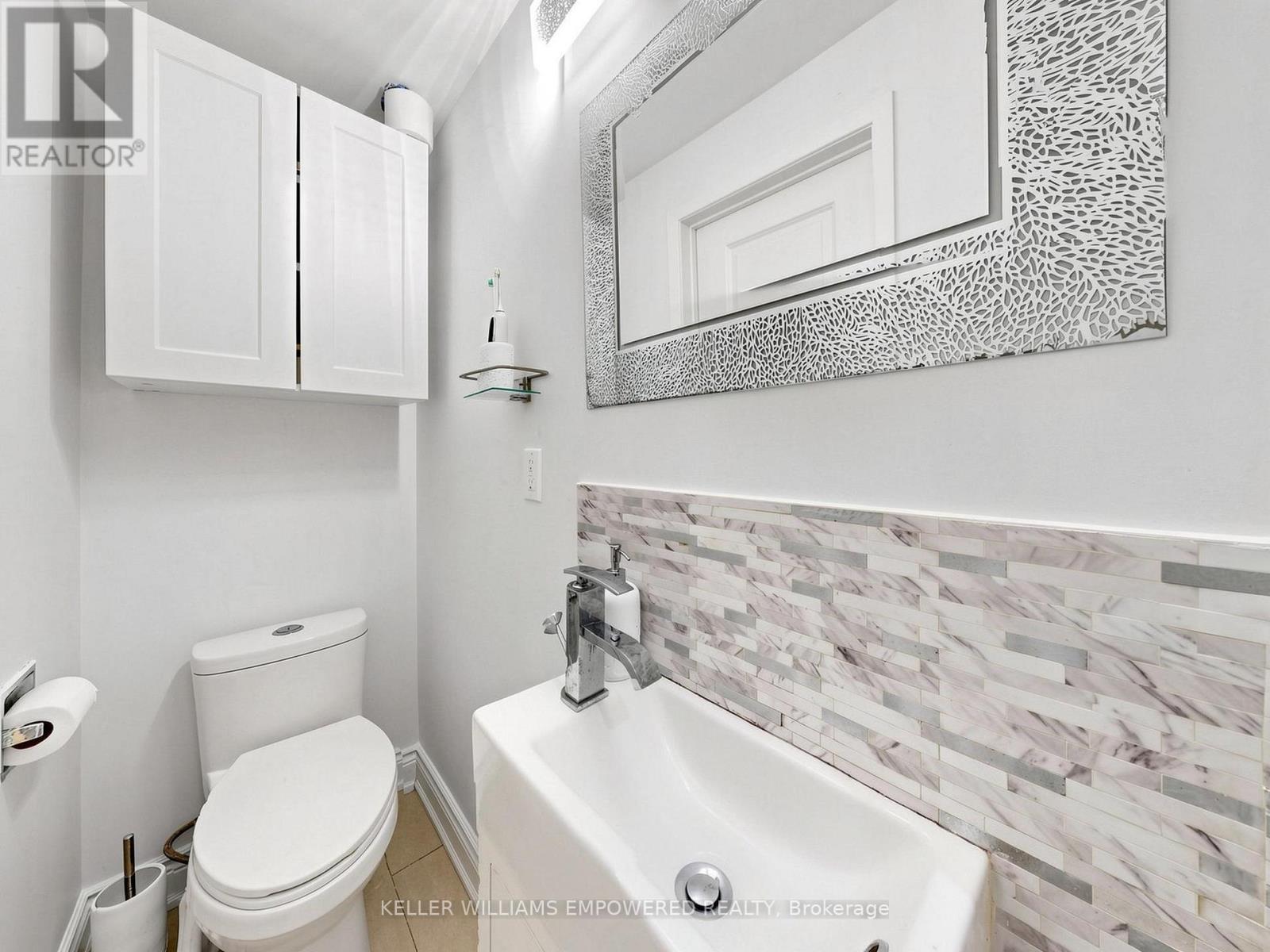 200 Castle Rock Drive Property Photo 24
