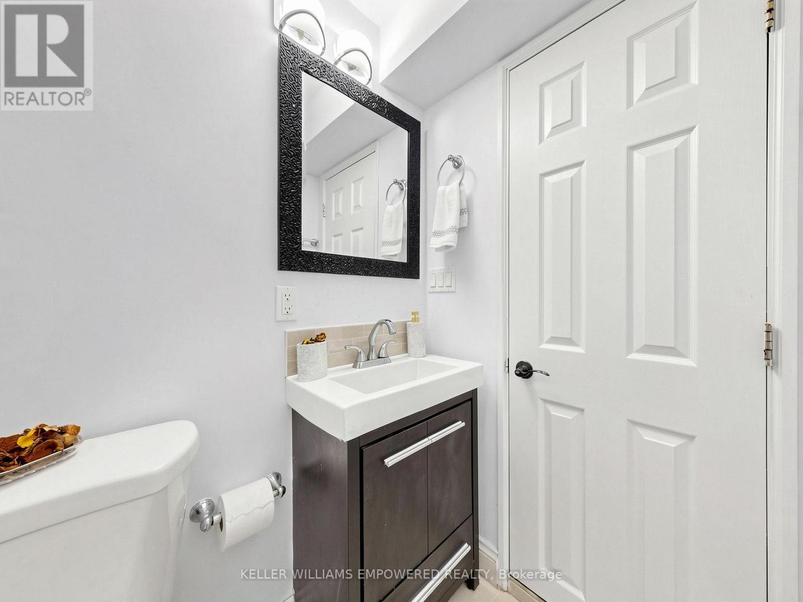 200 Castle Rock Drive Property Photo 38