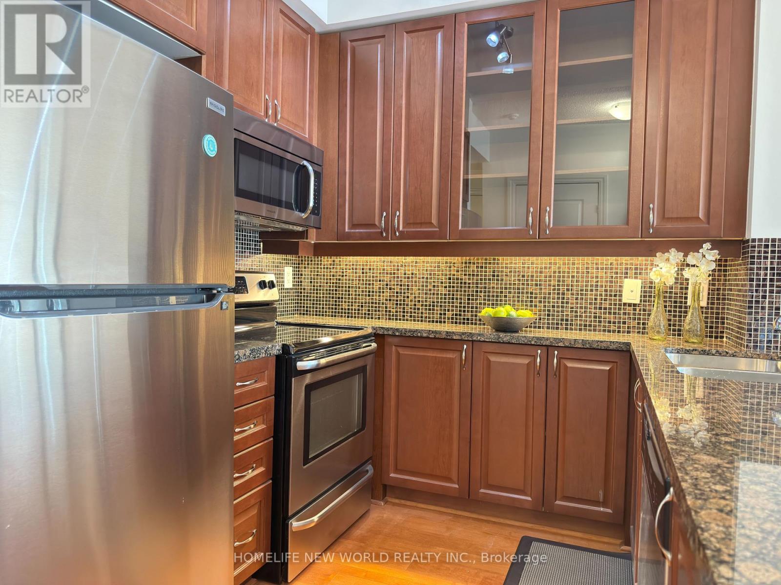 403 - 151 Upper Duke Crescent Property Photo 10