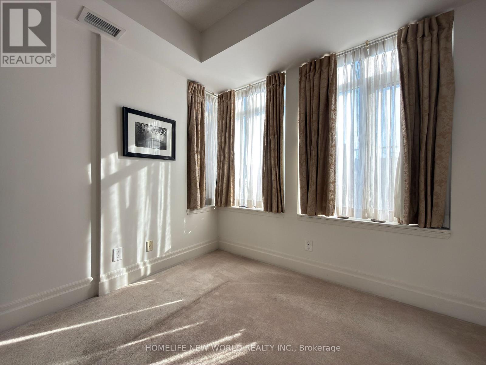 403 - 151 Upper Duke Crescent Property Photo 19