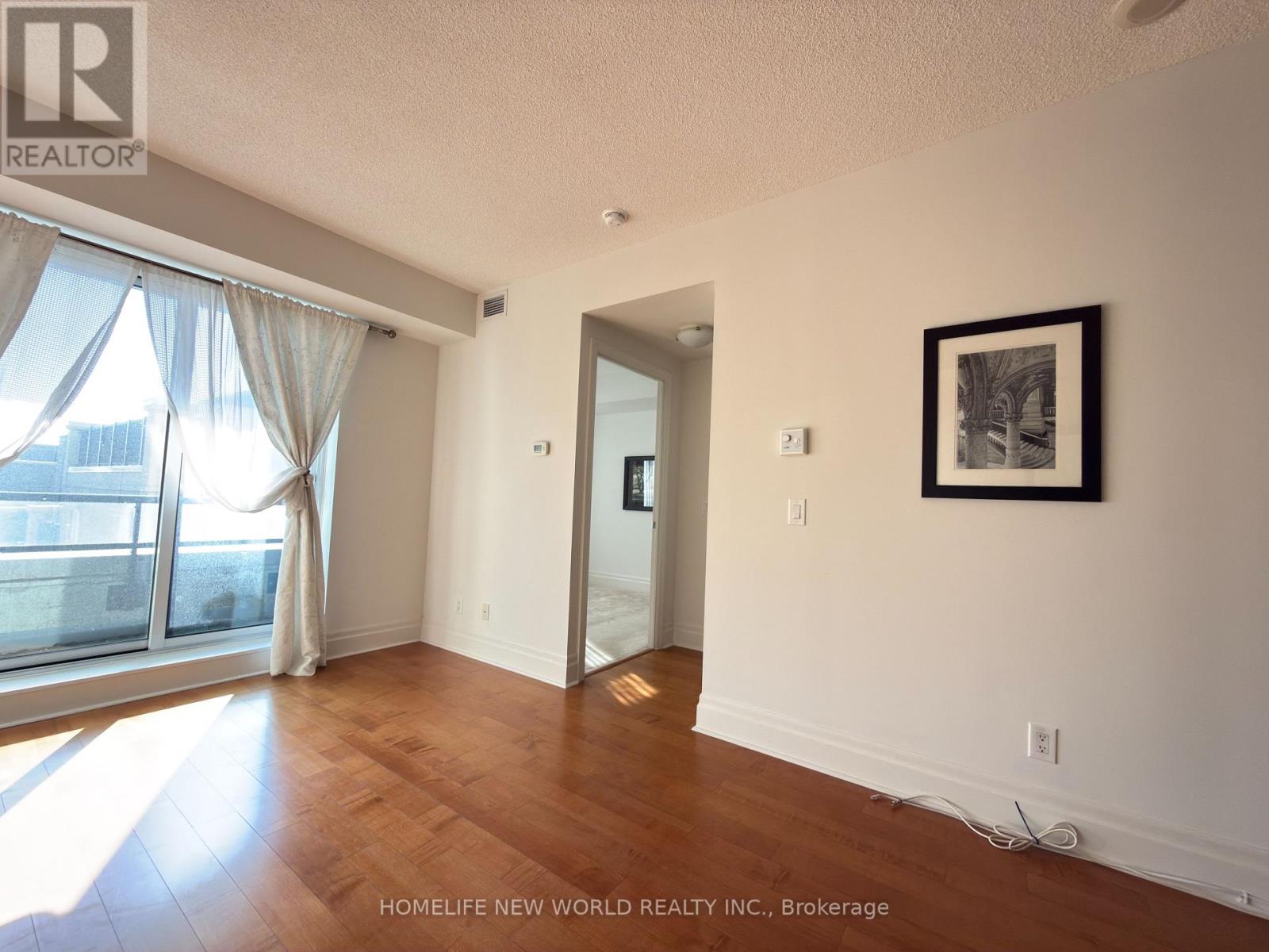 403 - 151 Upper Duke Crescent Property Photo 22