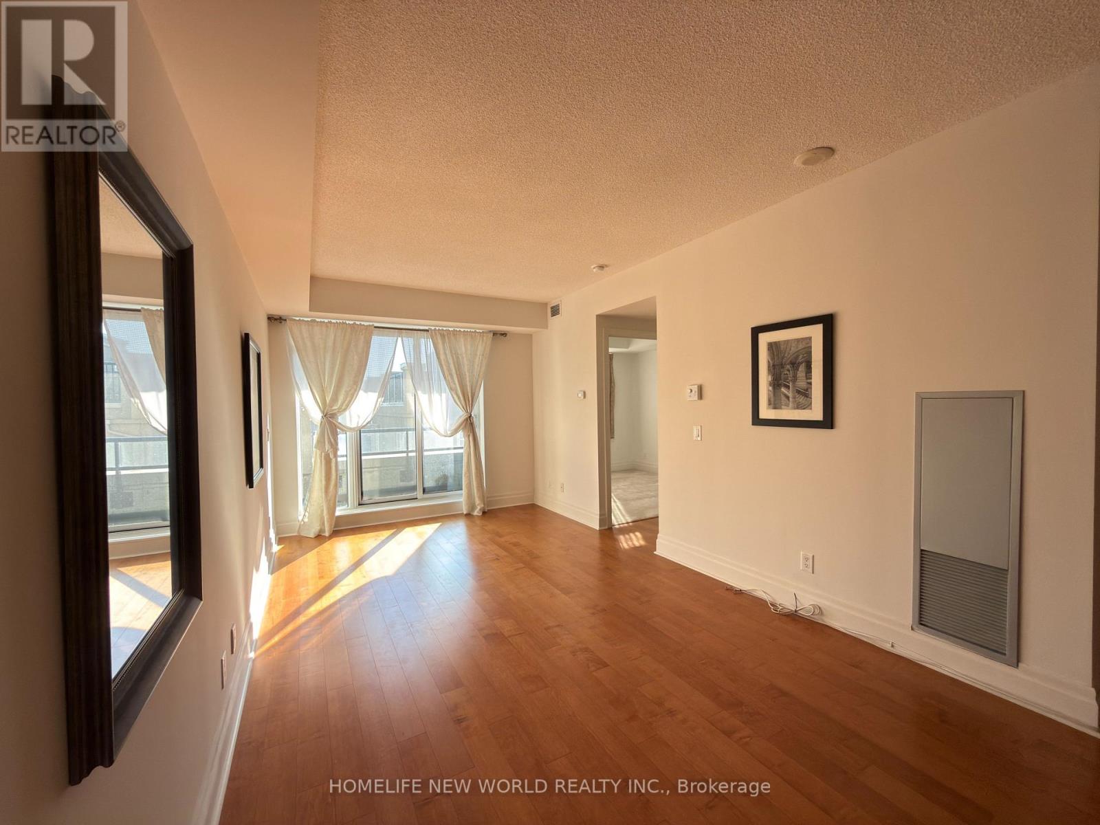 403 - 151 Upper Duke Crescent Property Photo 24
