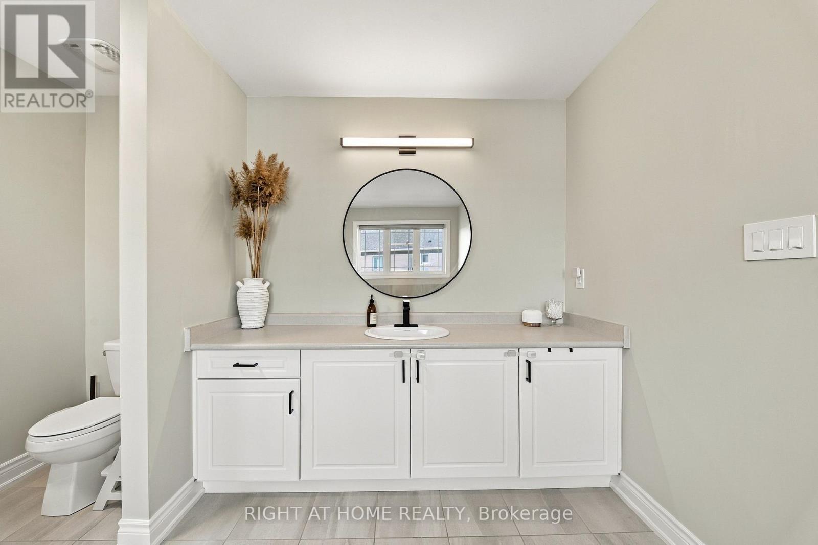 218 Blue Dasher Boulevard Property Photo 23