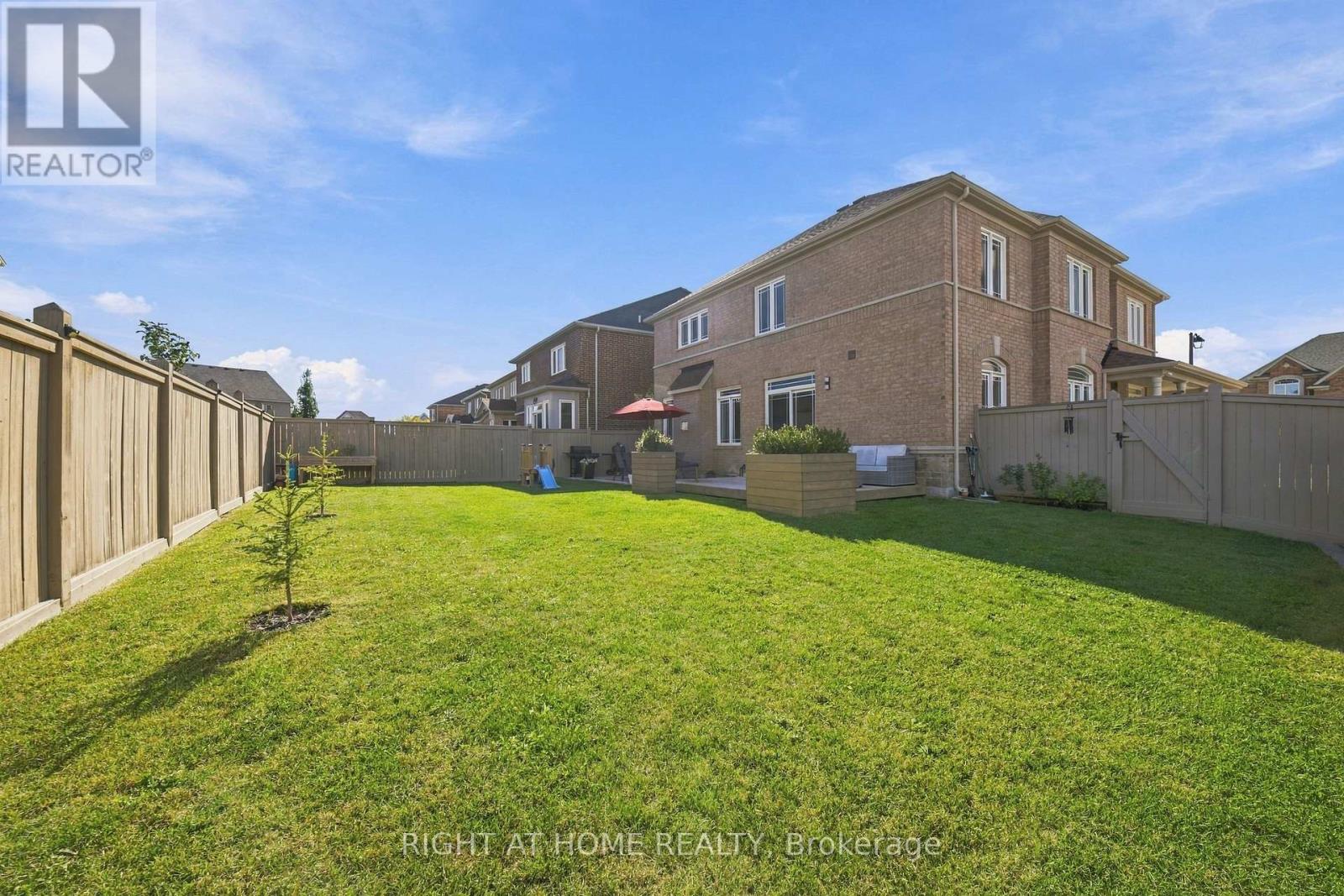 218 Blue Dasher Boulevard Property Photo 35
