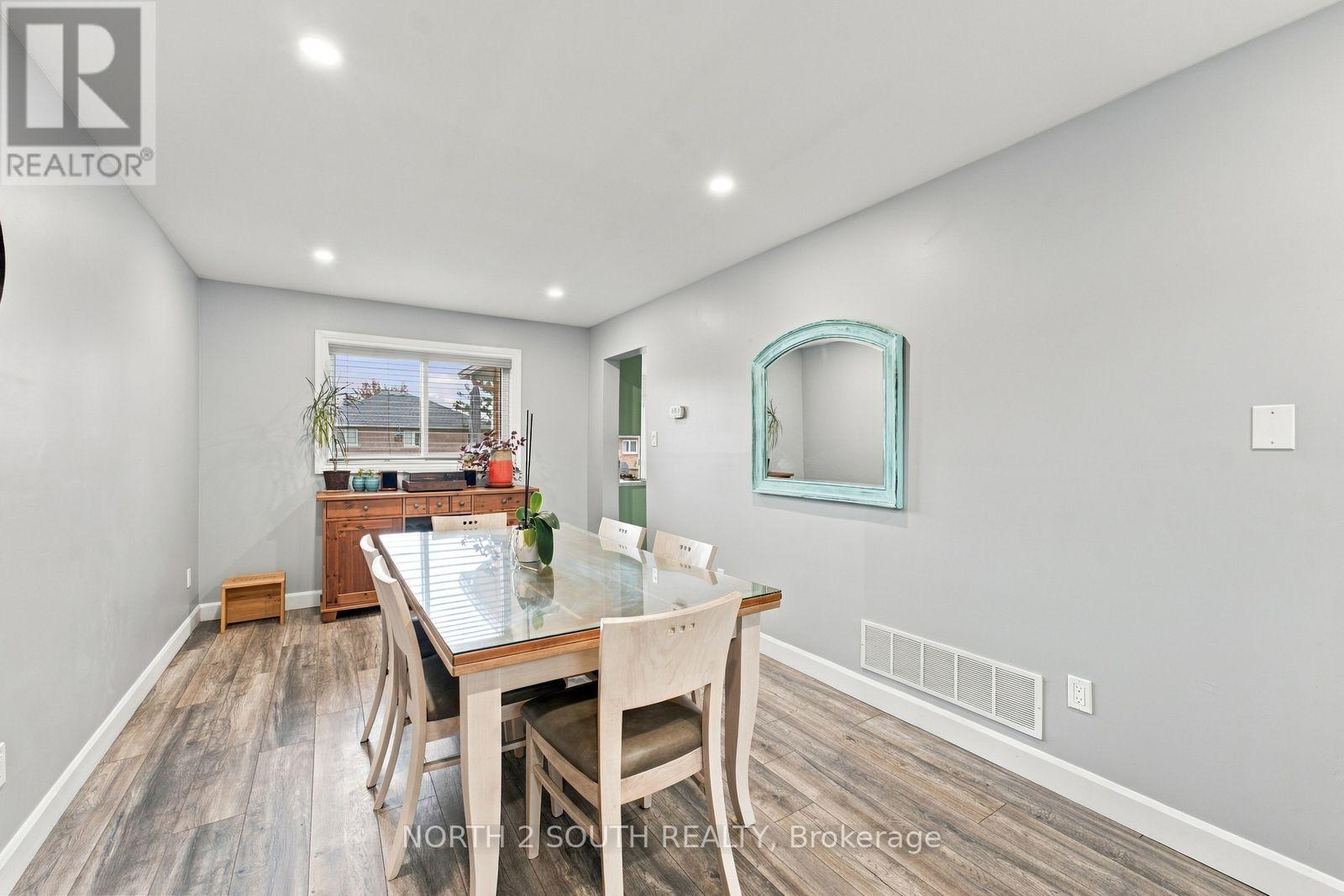 213 Melbourne Drive Property Photo 16