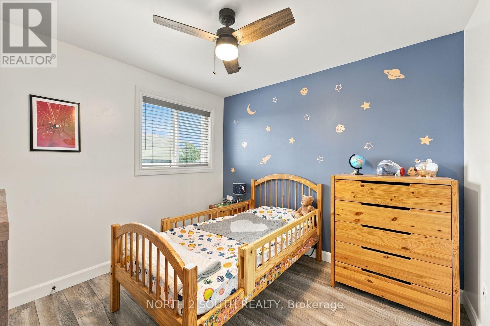 213 Melbourne Drive Property Photo 32